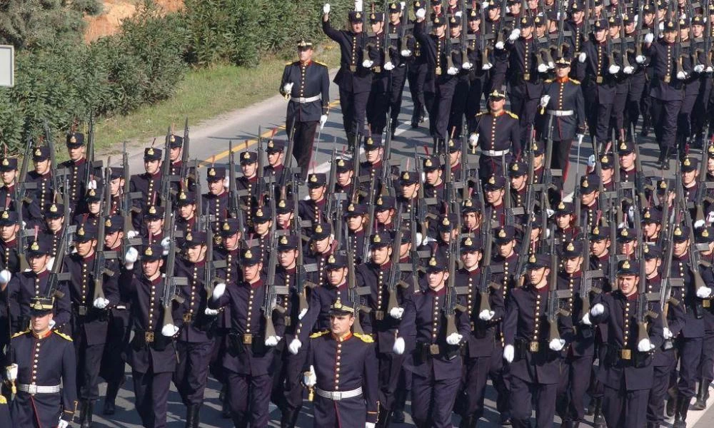 Βάσεις: Περισσότεροι οι εισακτέοι σε αστυνομικές και στρατιωτικές σχολές